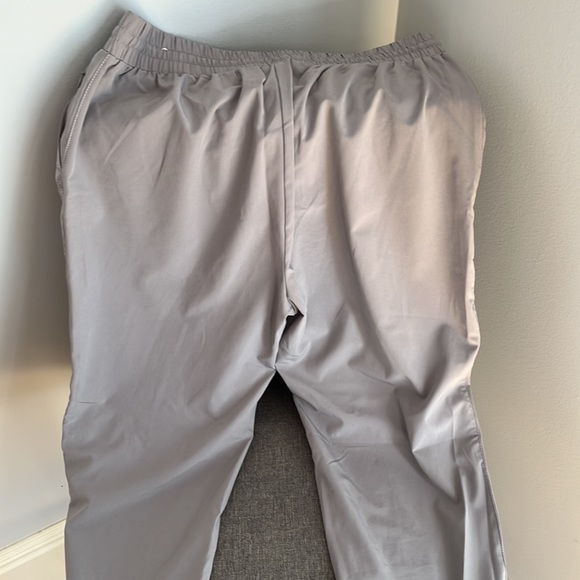 Zac and Rachel gray joggers size S - Picture 8 of 8